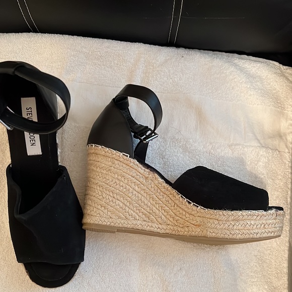 Black Suede like feel sandals - Picture 5 of 5